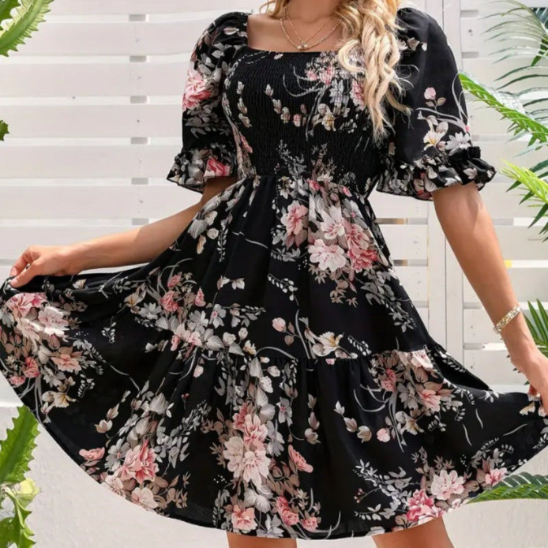 Robe smockée à imprimé floral et encolure carrée pour femme