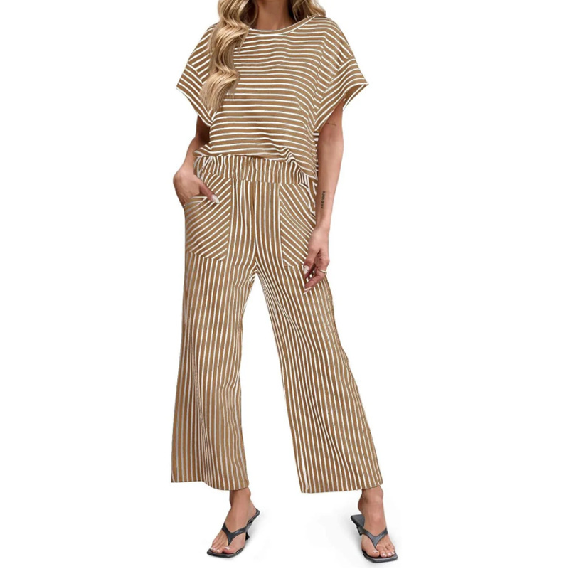 Ensemble deux pièces rayé pour femme