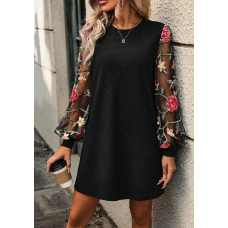 👗🌸☀️ PROMO -50% ! Robe à Manches en Maille Brodée de Fleurs pour Femme – Design Romantique, Tissu Léger & Parfaite pour les Journées Ensoleillées (Blanc/Noir, S-5XL)