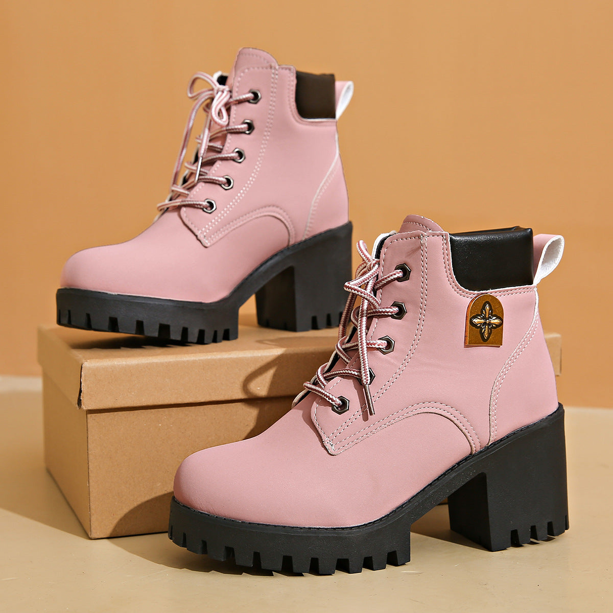 🔥【35-42】👢2025 Nouveauté pour cet automne : bottines à talons épais et semelles compensées – modèle rétro à lacets pour femmes