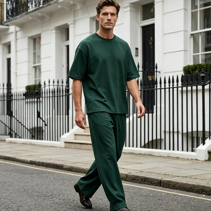 👕 50% DE RÉDUCTION! 🔥 Ensemble 2 Pièces pour Homme – T-Shirt & Pantalon à Jambes Larges, Look Décontracté, Tissu Léger & Parfait Pour Les Journées Chaudes ☀️