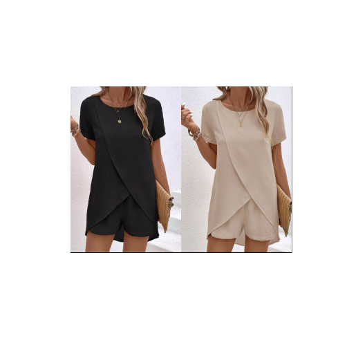 Ensemble deux pièces pour femme composé d'un haut asymétrique et d'un short, couleur unie