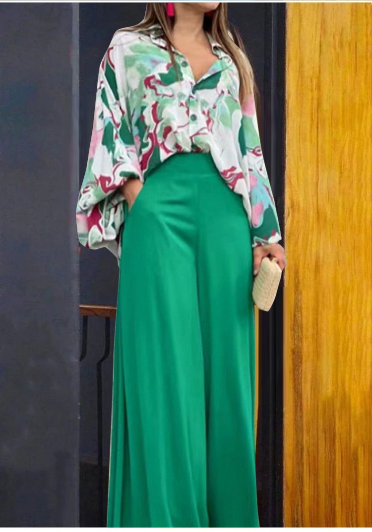 Chemise florale féminine et pantalon à pattes larges avec taille haute (1 set)