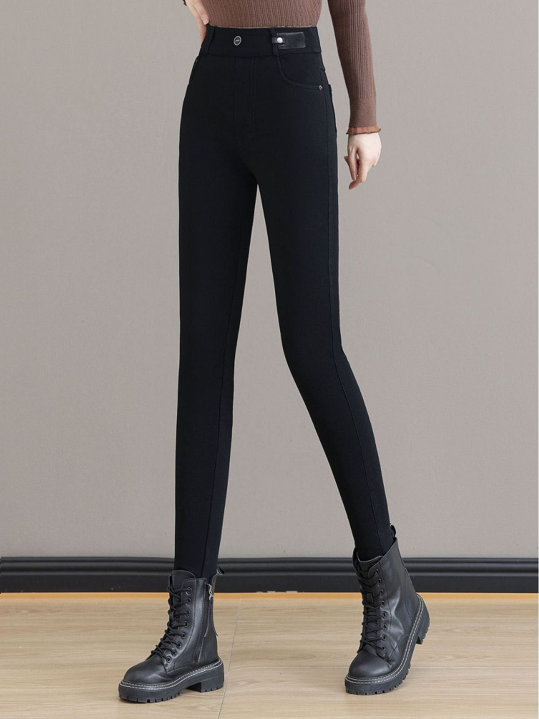 👖 50% DE RÉDUCTION! ✨ JEAN SKINNY CHAUD - Taille Haute & Tissu Stretch, Confort Optimal pour l'Hiver, Style Tendance pour Quotidien et Sorties ❄️💃