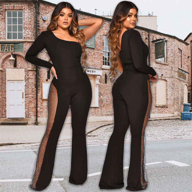 Combinaison féminine sexy et à la mode avec des épaules obliques et une fente haute