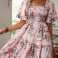 Robe smockée à imprimé floral et encolure carrée pour femme