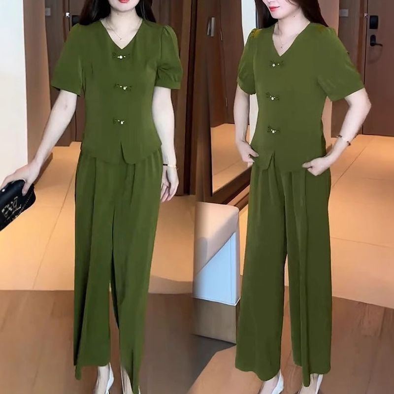 Ensemble 2 pièces pour femmes - Top à manches courtes avec col en V et pantalon large assorti