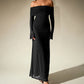 Robe longue moulante à épaules dénudées en maille scintillante