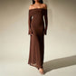 Robe longue moulante à épaules dénudées en maille scintillante