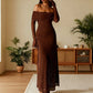 Robe longue moulante à épaules dénudées en maille scintillante