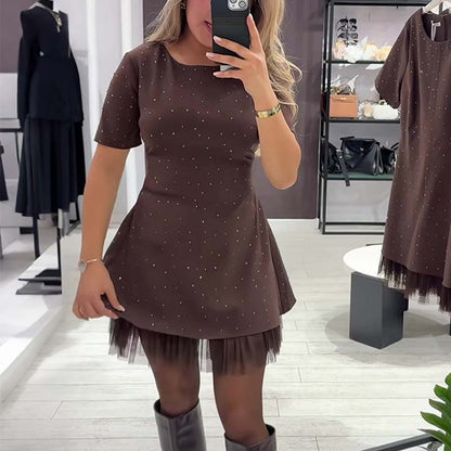 Mini-robe à manches courtes avec bordure en dentelle scintillante pour femme | Élégante et chatoyante