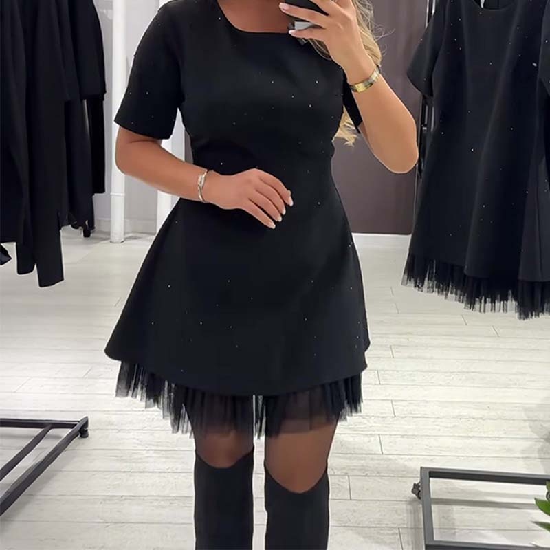 Mini-robe à manches courtes avec bordure en dentelle scintillante pour femme | Élégante et chatoyante
