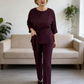 Ensemble élégant 2 pièces pour femme composé d'un haut et d'un pantalon