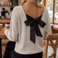 🧶 60% de Réduction! 🎀 Pull à Col en V pour Femme – Nœud Papillon Élégant, Confortable & Chic Derrière ✨