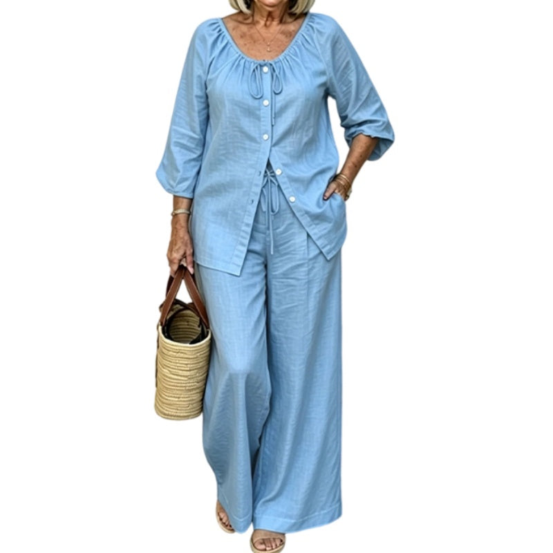 Ensemble femme composé d'un haut boutonné à cordon de serrage et d'un pantalon à jambes larges