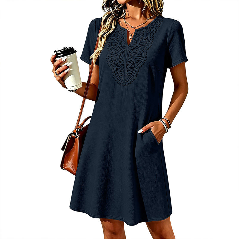 Robe-t-shirt à col en V en dentelle de style bohème pour femme
