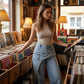 Jean pour femme à taille asymétrique et jambes larges