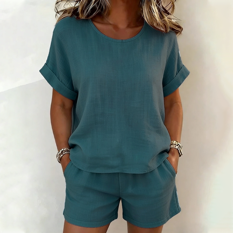 Ensemble 2 pièces pour femme : haut à manches courtes et short
