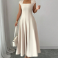 Robe longue élégante à col carré, coupe trapèze ajustée pour femme