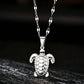 Collier pendentif tortue de mer sur le thème de l'océan