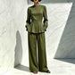 Ensemble élégant pour femme composé d'un haut à manches bouffantes et d'un pantalon à jambes larges