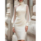 Robe moulante en maille à col montant pour femme
