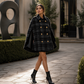 Manteau-cape à carreaux vintage pour femme