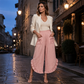 Pantalon à jambes larges et taille haute smocké pour femme