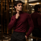 Pull élégant pour homme avec col montant et quart de zip