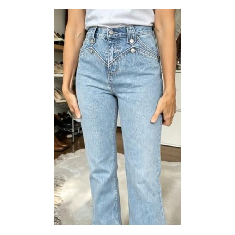 Des jeans taille haute qui sculptent la silhouette