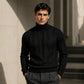 Pull en maille torsadée à col roulé pour homme