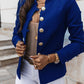 Blazer élégant ajusté pour femme avec boutons dorés