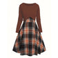Ensemble élégant pour femme : robe à carreaux et top court