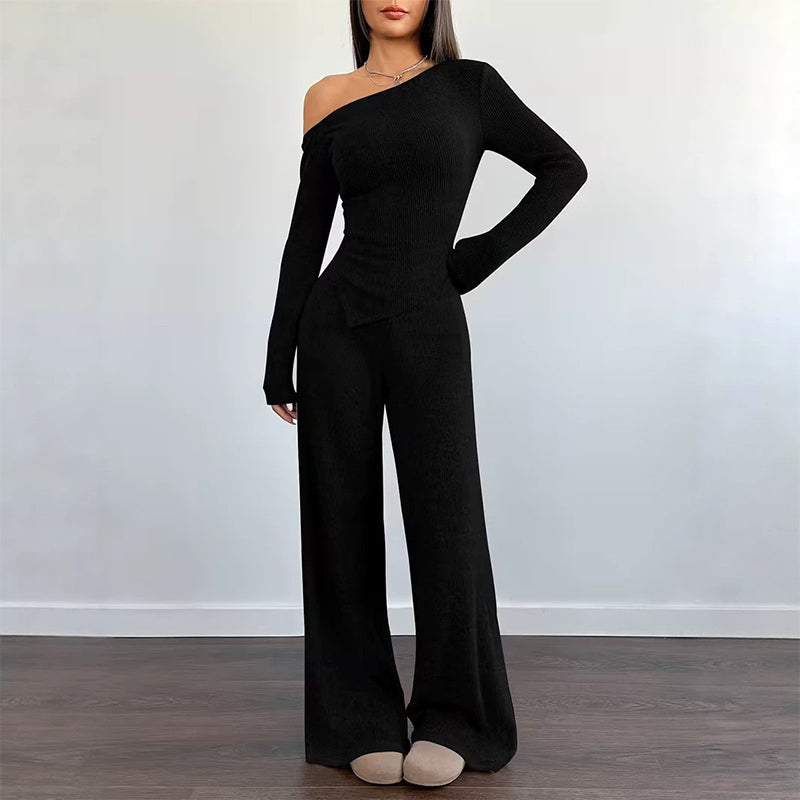 Ensemble femme à épaules dénudées : haut à manches longues et pantalon large
