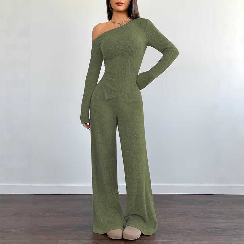 Ensemble femme à épaules dénudées : haut à manches longues et pantalon large