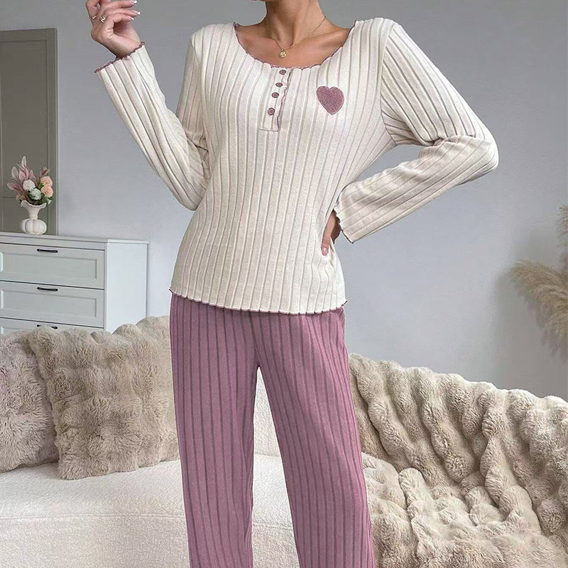 Ensemble de pyjama côtelé brodé de cœur pour femmes