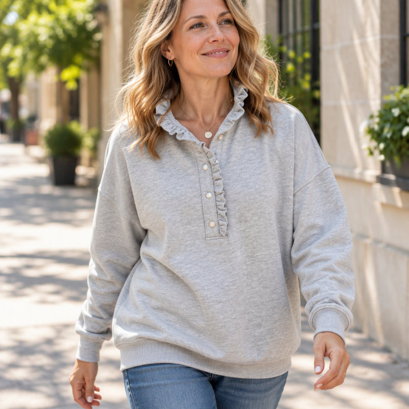 Pull-over à col volanté pour femme