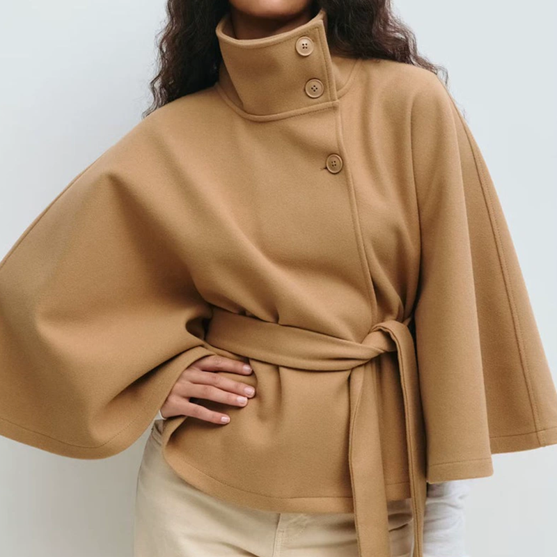 Trench-cape pour femme, col montant, boutons et ceinture