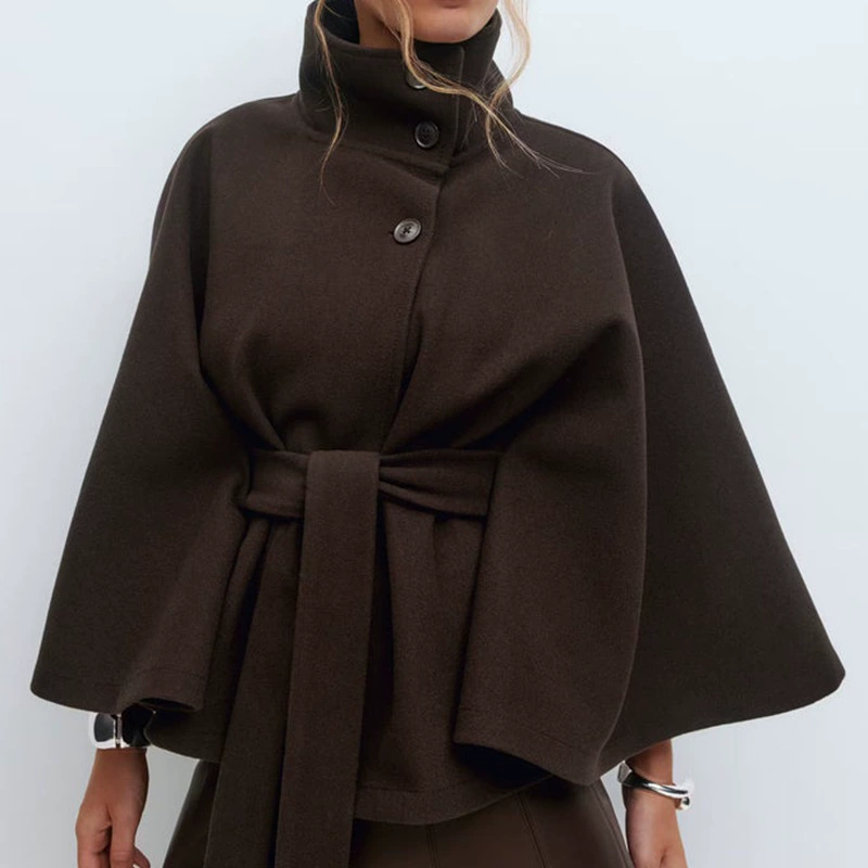 Trench-cape pour femme, col montant, boutons et ceinture